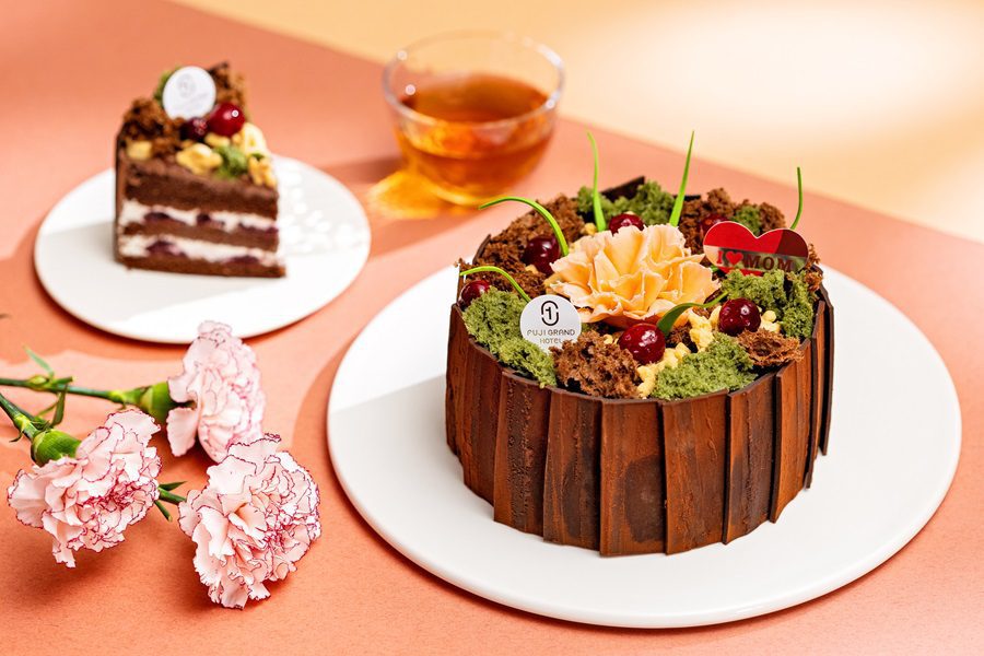 富士大飯店推出「好馨情」母親節蛋糕，讓媽咪享受一年一度的公主日