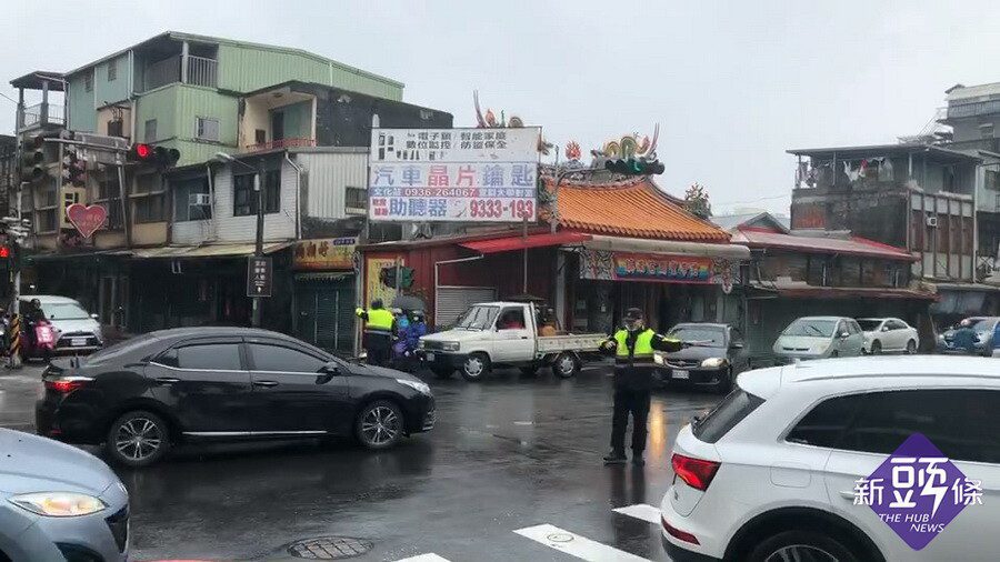 元旦假期第二天交通  雪隧北返車潮恐塞到深夜