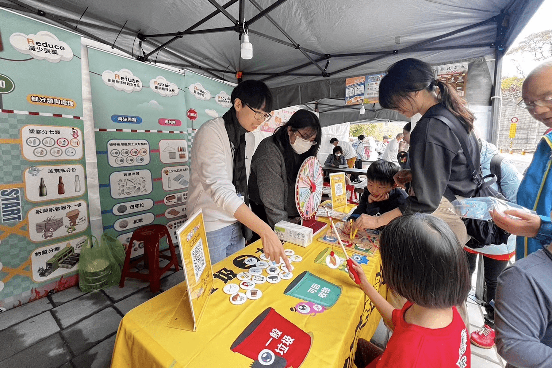 環保慶元宵     帶天燈廢紙、廢電池來兌換好禮